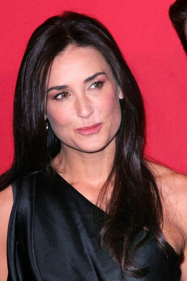 ALLONS623850Demi-Moore-13-7e058a4