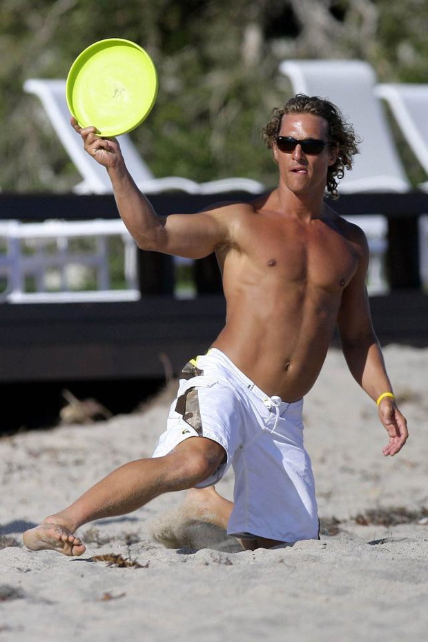 ALLONS307414Matthew-Mcconaughey-04-4ea91ae