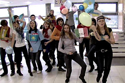 Flash mob i Lip dub - co to właściwie jest?