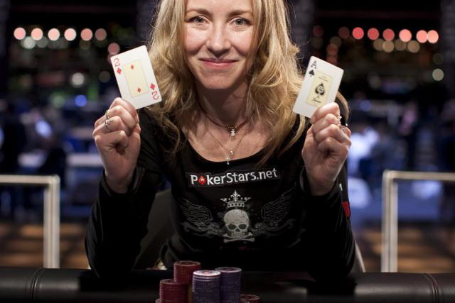 Gwiazdy na turnieju pokera Texas Holdem “Ante Up For Africa”