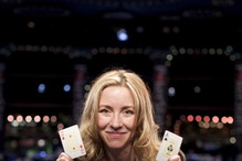 Gwiazdy na turnieju pokera Texas Holdem “Ante Up For Africa”