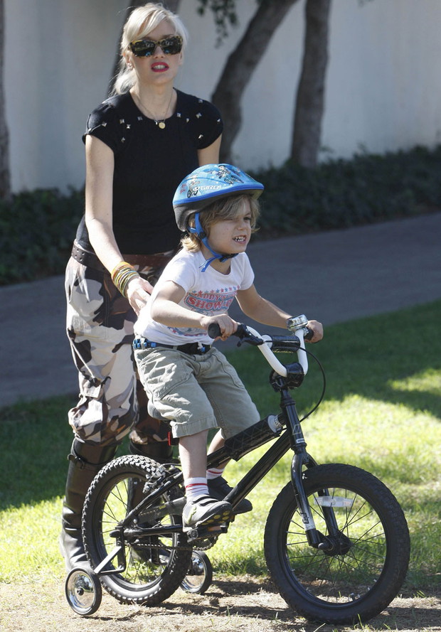 ALLONS1014710Gwen-Stefani-i-jej-syn-Kingston-4-5287244