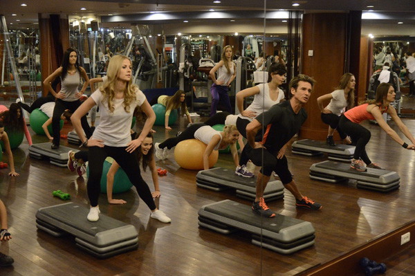 Trening kandydatek na Miss Polonia 2012