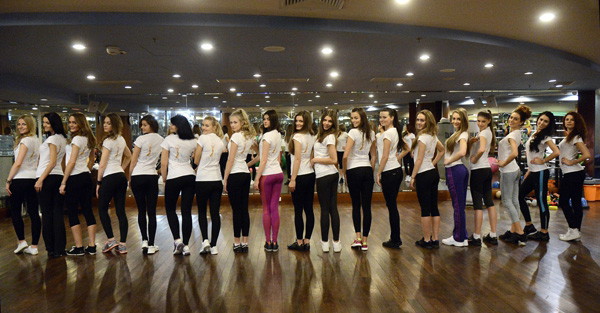 Trening kandydatek na Miss Polonia 2012