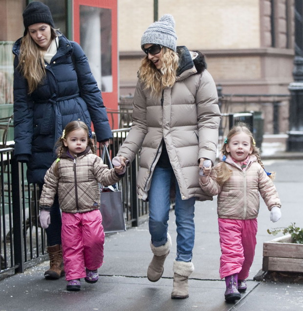 Sarah Jessica Parker z bliźniaczkami Marion i Tabithą