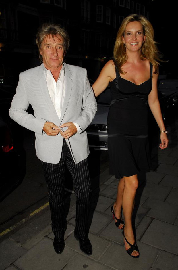 ONS318488Penny-Lancaster-Rod-Stewart-02-df5cc12