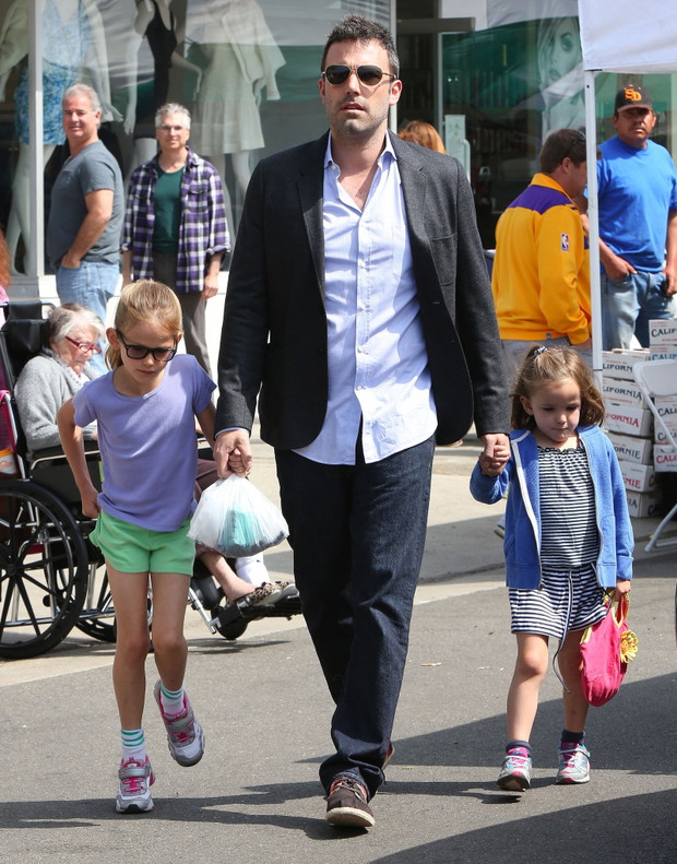 Ben Affleck z córkami