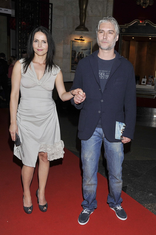 Agnieszka Michalska i Mariusz Drężek na premierze filmu Dziewczyna z szafy