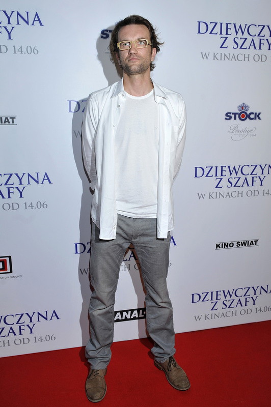 Tomasz Kot na premierze filmu Dziewczyna z szafy