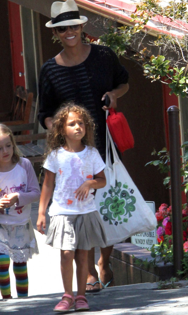 Halle Berry z córką Nahlą
