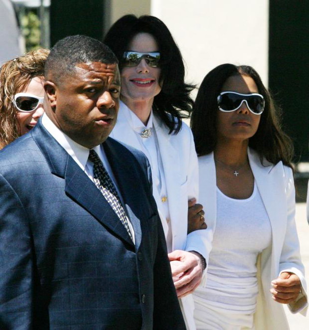 ONS84039MICHAEL-JACKSON-with-sister-ea21fcd
