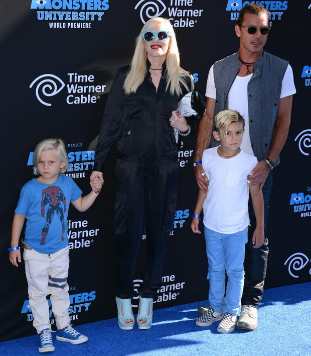 Gwen Stefani z mężem Gavinem Rossdalem i synami - Kingstonem i Zumą