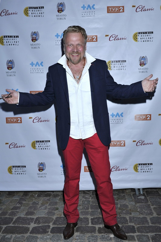 Jacek Lenartowicz na Festiwalu Piosenki i Ballady Filmowej w Toruniu