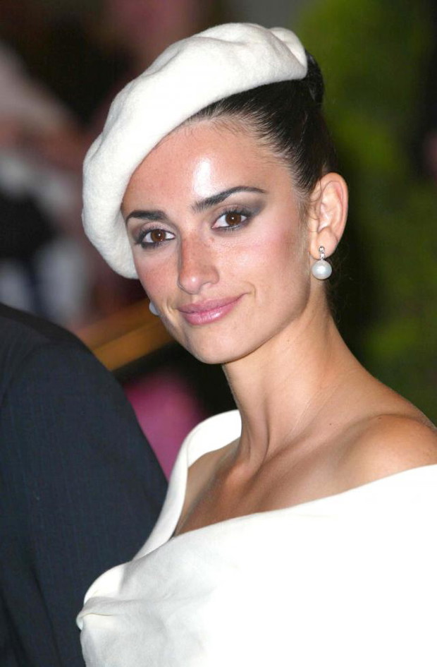 ONS107266Penelope-Cruz-03-f0c0480