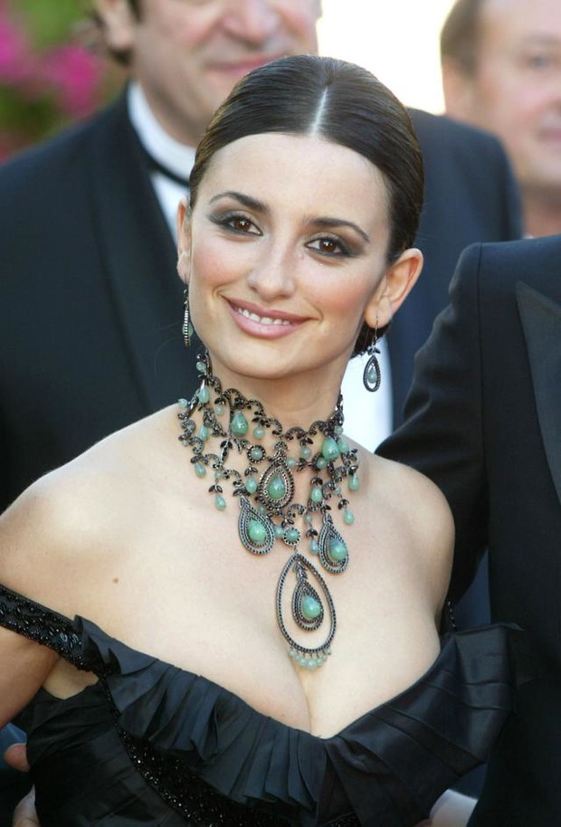 ONS107267Penelope-Cruz-04-ad32f26