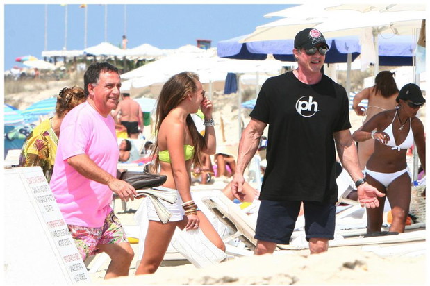 ALLONS470712Sylvester-Stallone-b821f84