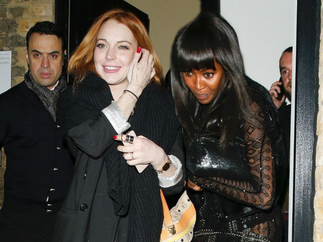 Lindsay Lohan i Naomi Cambell opuszczają klub