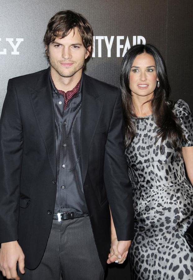 ALLONS587443Ashton-Kutcher-Demi-Moore-03-9a11270