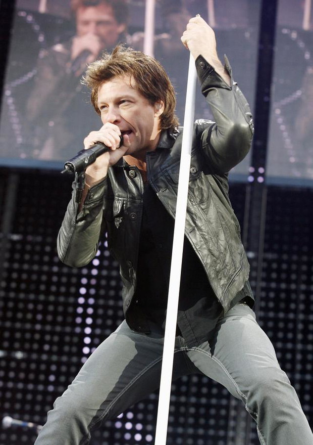 ALLONS454851Jon-Bon-Jovi-da81ddf