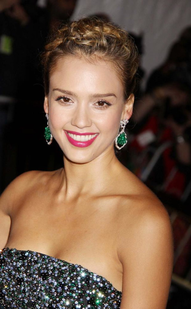 ALLONS622484Jessica-Alba-b257efe