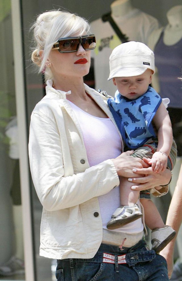ALLONS626279Gwen-Stefani-z-dzieckiem-6864068