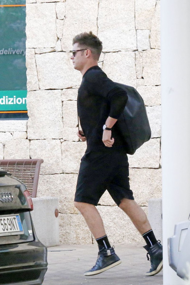 Zac Efron przybył do Sardynii