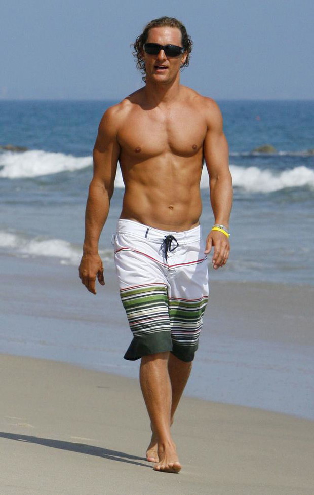ALLONS320280Matthew-McConaughey-15d97db
