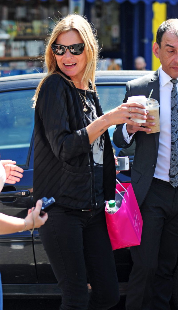 Kate Moss na zakupach z córką