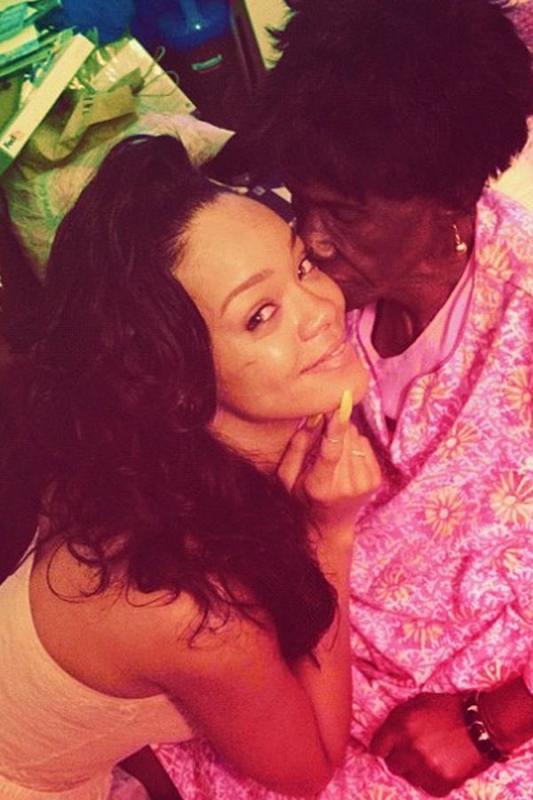 Rihanna z babcią