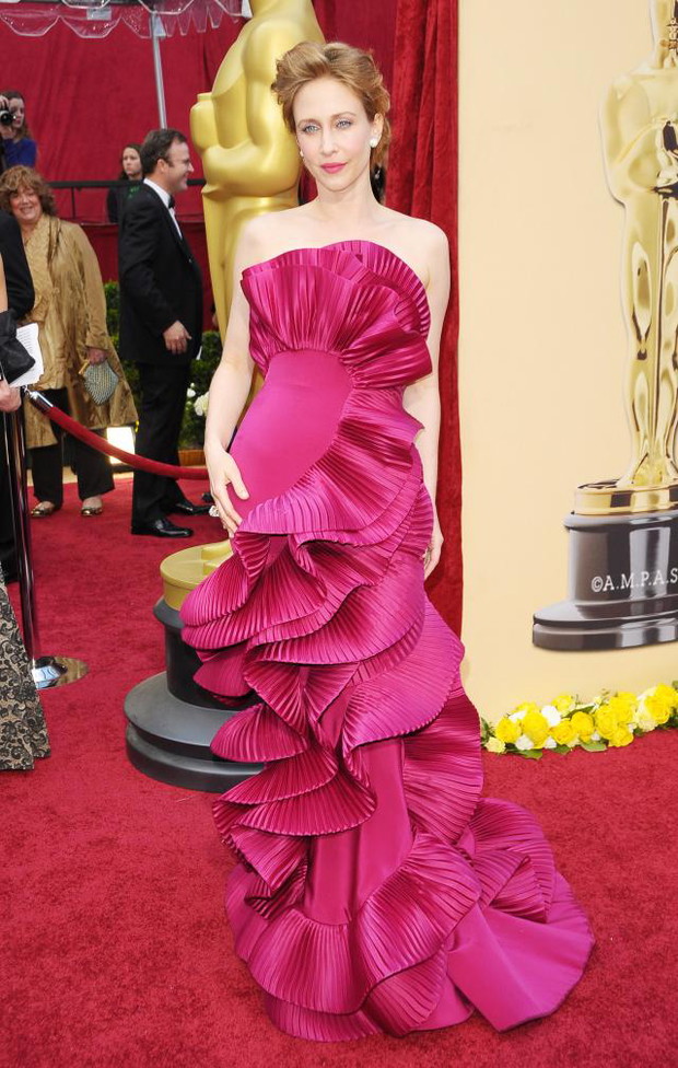 ALLONS829372Vera-Farmiga-01-d6b3b70