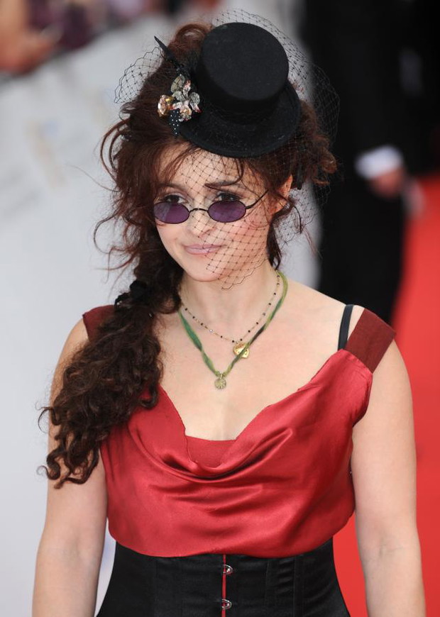 ALLONS910724Helena-Bonham-Carter-04-13d1a33