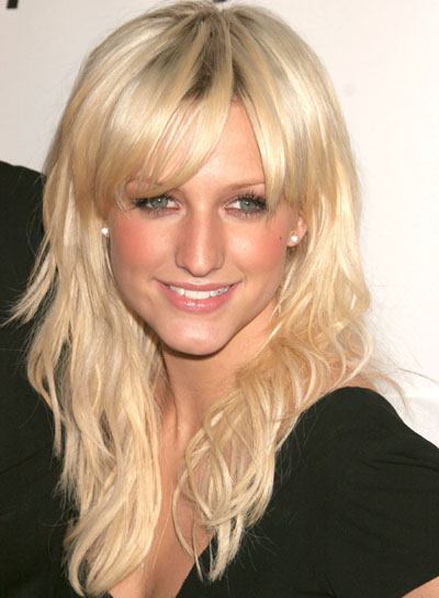 Ashlee Simpson's - makijaż i uczesanie - zdjęcie