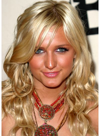 Ashlee Simpson's - makijaż i uczesanie - zdjęcie