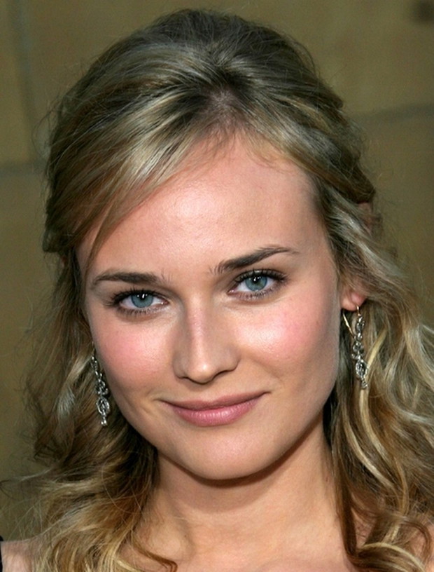 Fryzura półupięcie z włosów średniej długości - Diane Kruger