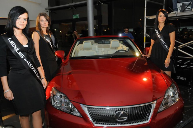 Model-IS-Cabrio-marki-Lexus-2800c2e