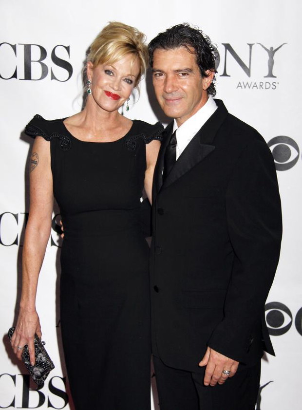 ALLONS904347Melanie-Griffith-Antonio-Banderas06-0846f28