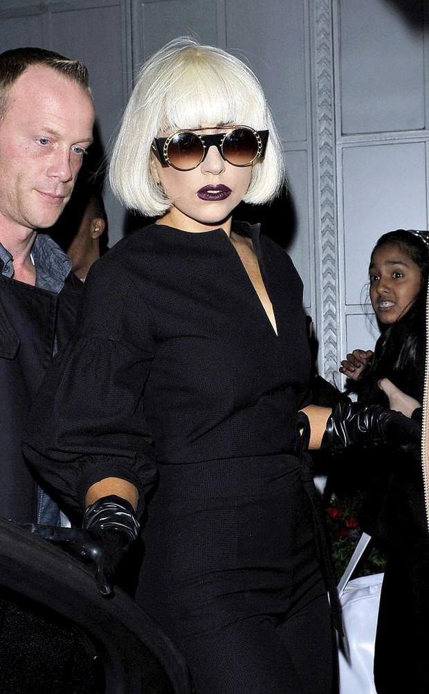 ALLONS1007913Lady-Gaga-10-4737cd0