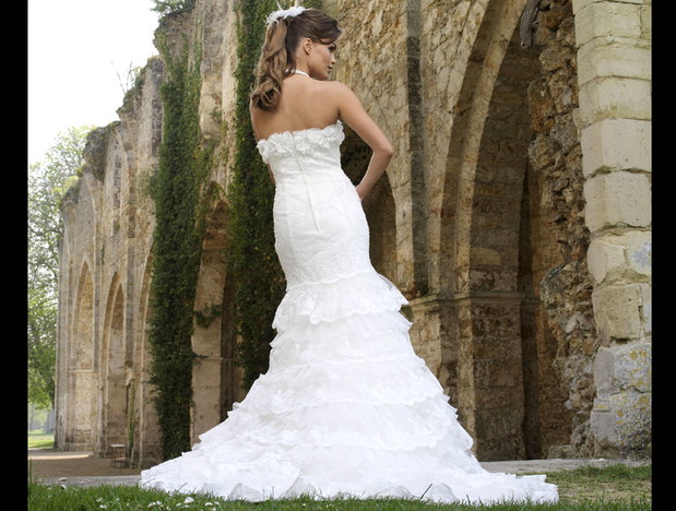 Kolekcja Divina Sposa - suknie ślubne - zdjęcie