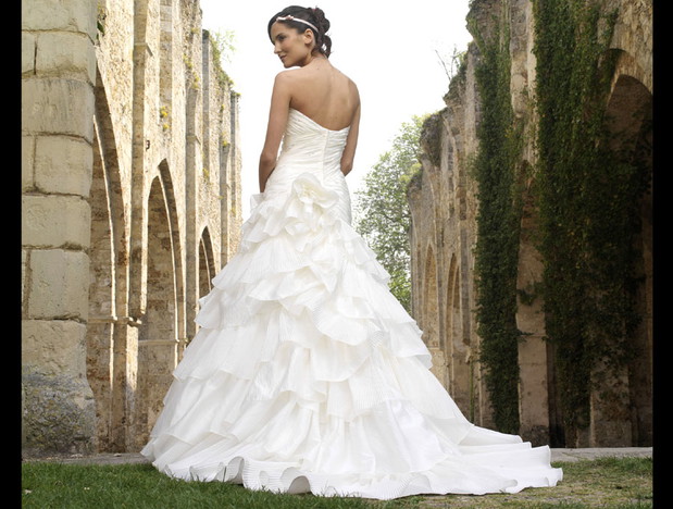 Kolekcja Divina Sposa - suknie ślubne - zdjęcie