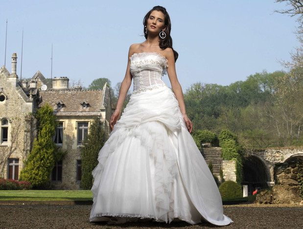 Kolekcja Divina Sposa - suknie ślubne - zdjęcie