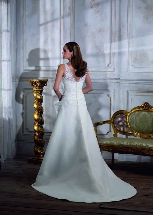 Suknie ślubne - kolekcja Fara Sposa - zdjęcie