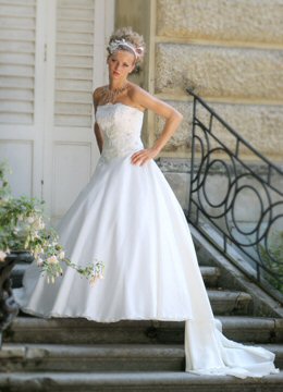 Suknie ślubne Sposa - zdjęcie