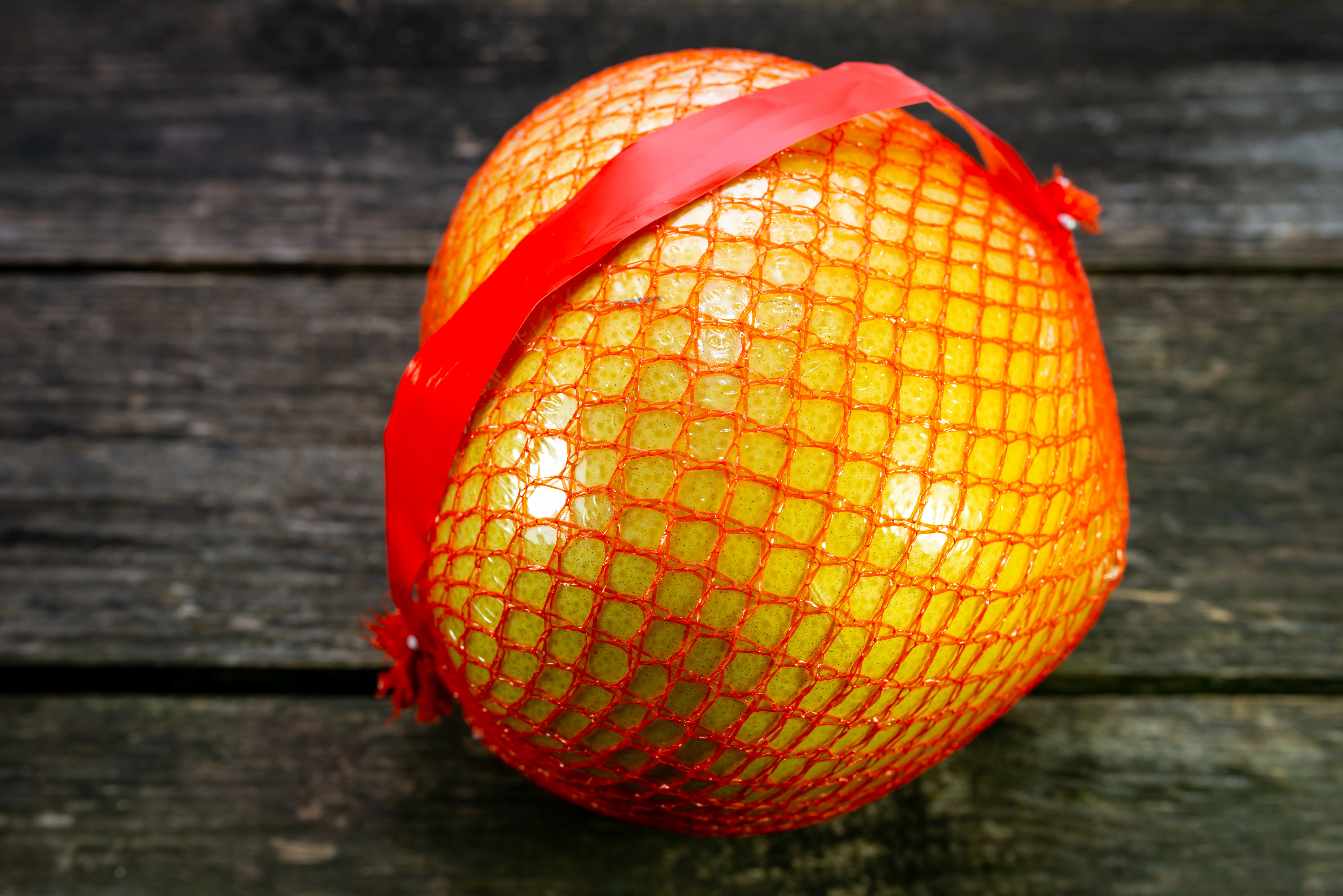 dlaczego pomelo jest w siatce