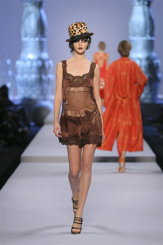 Christian Dior dla kobiet z wiosennej kolekcji 2008 - zdjęcie