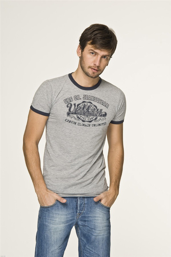 Męskie tshirty Cross na wiosnę - lato 2008 - zdjęcie
