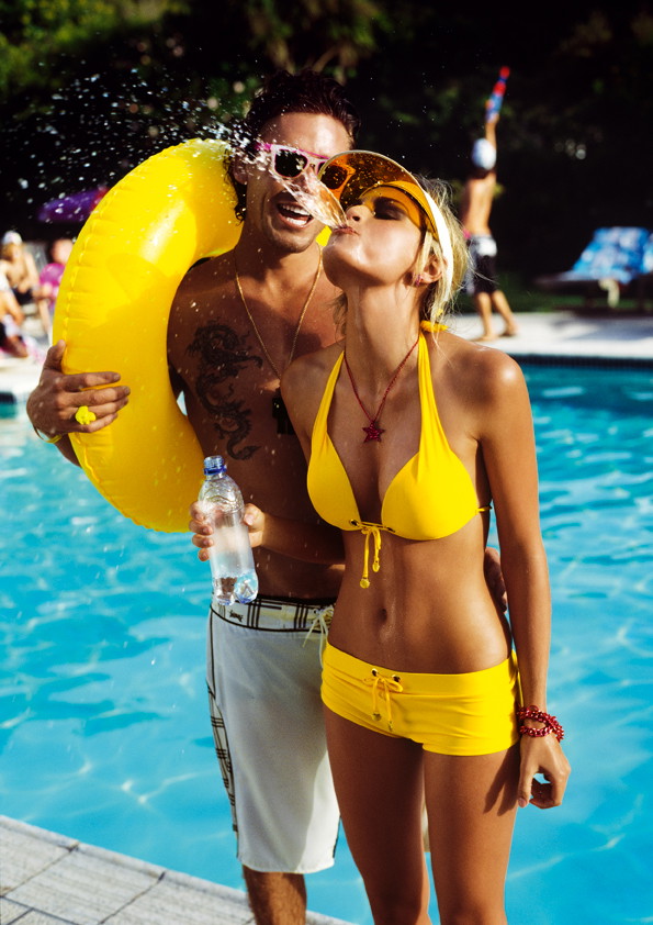 Letnia kolekcja Censored Swimwear - zdjęcie