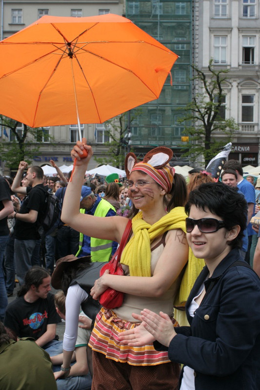 Juwenaliowy korowód na rynek marsz! - zdjęcie