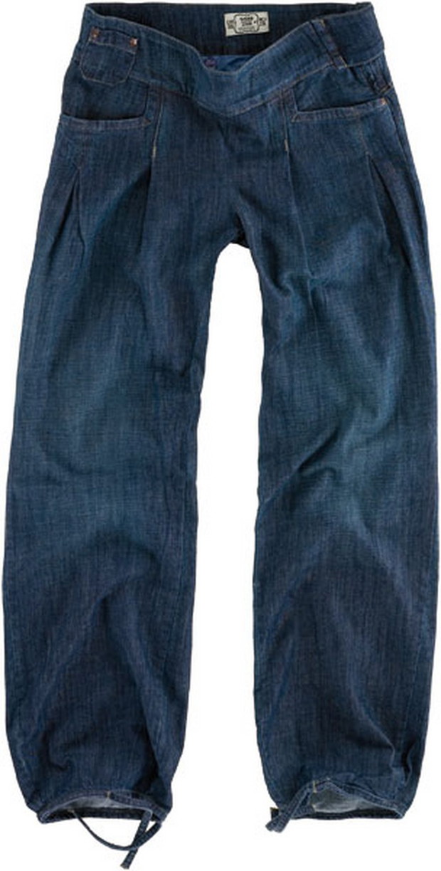 Pull and Bear - kolekcja dżinsów damskich - zdjęcie