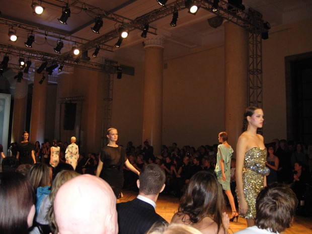 Pokaz mody Paprocki&Brzozowski wiosna/lato 2009 - zdjęcie