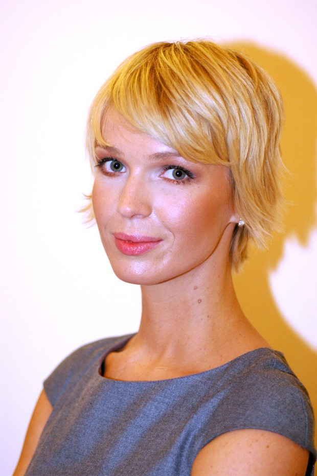 Magda Mołek - makijaż i fryzury - zdjęcie